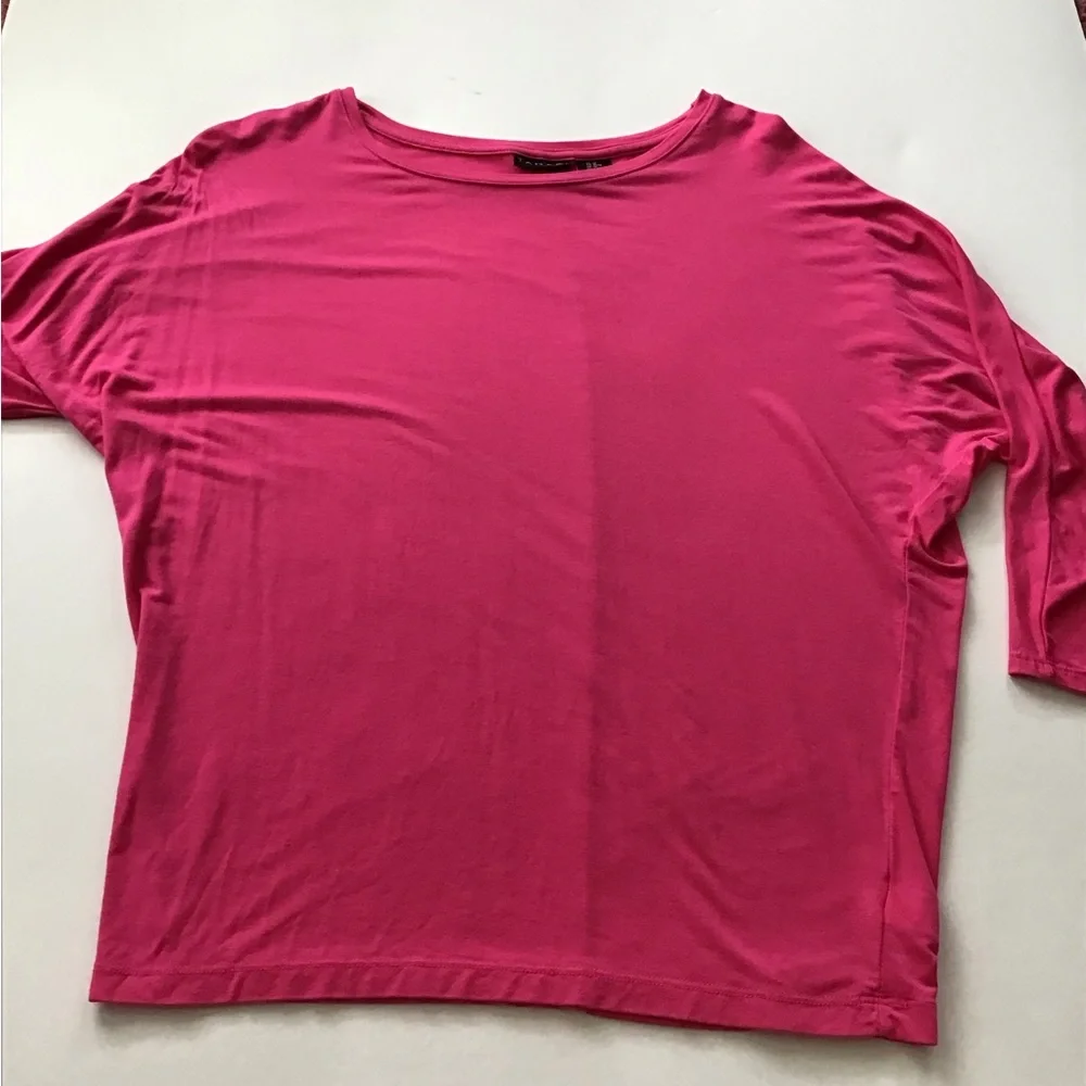 Tahari Fuchsia Batwing sleeves Top - Picture 2 of 6